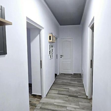 Apartament 3 Camere Hd Hunedoara Buitenkant foto
