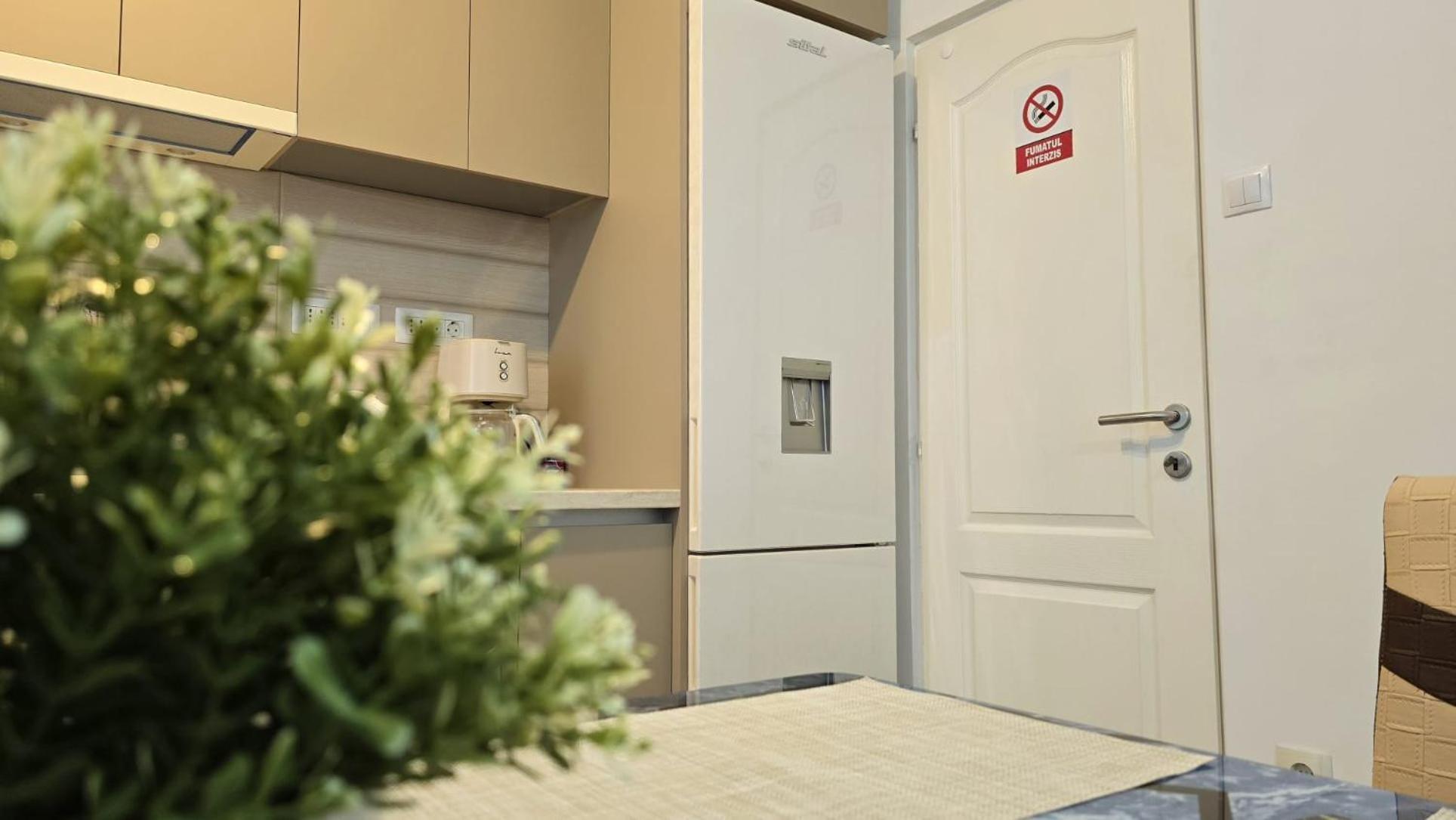 Apartament 3 Camere Hd Hunedoara Buitenkant foto