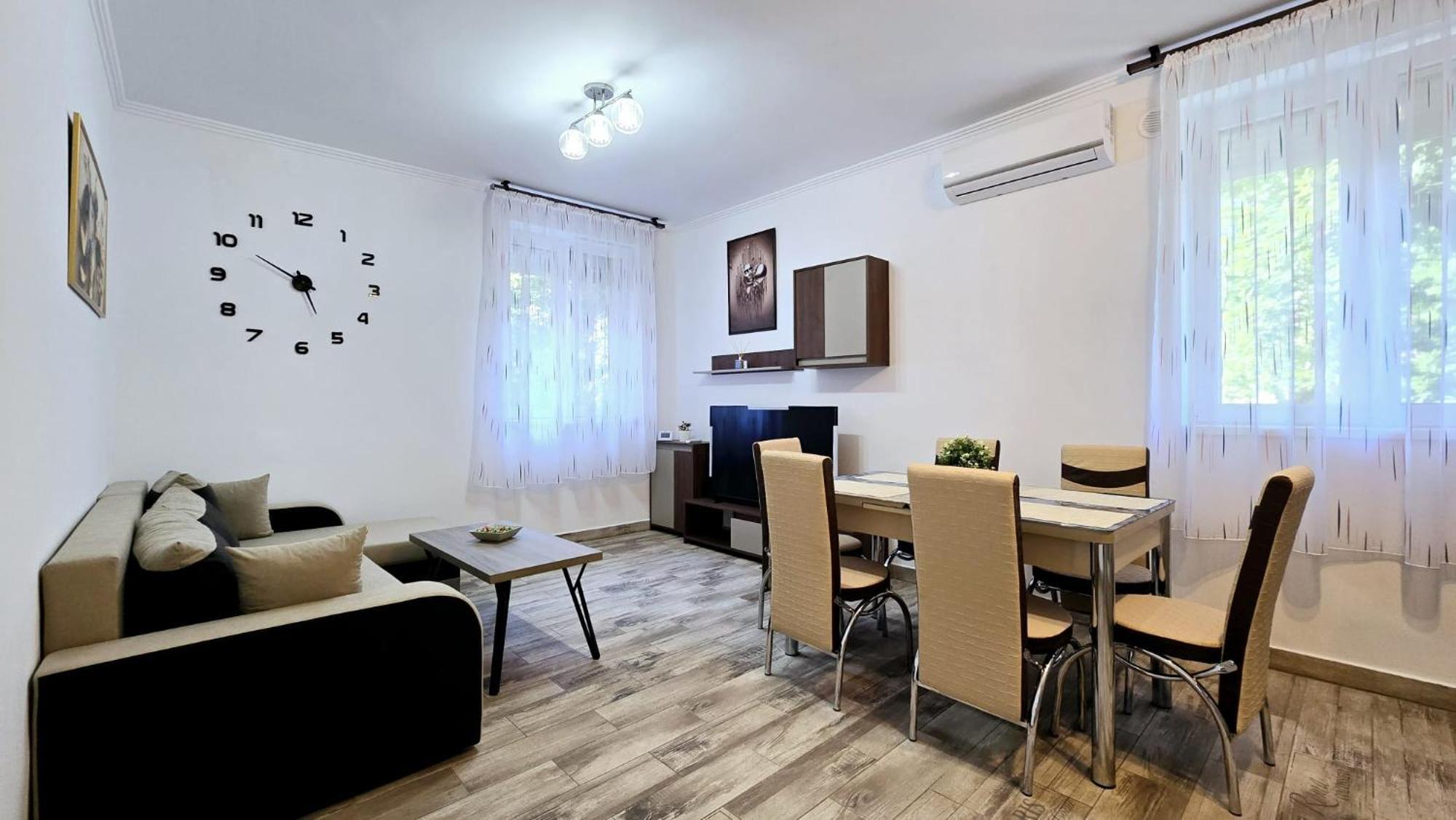 Apartament 3 Camere Hd Hunedoara Buitenkant foto